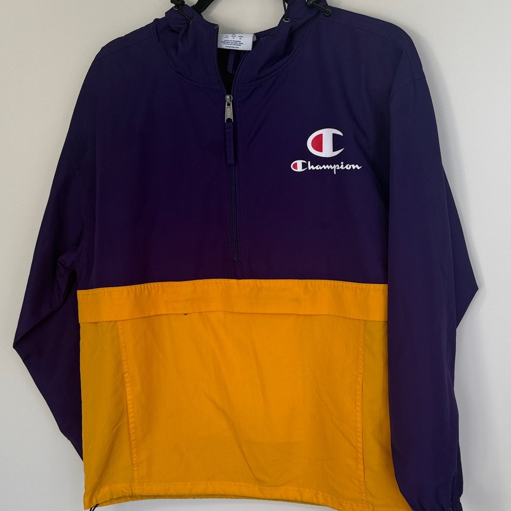 Champion Stadium Packable Half Zip Windbreaker